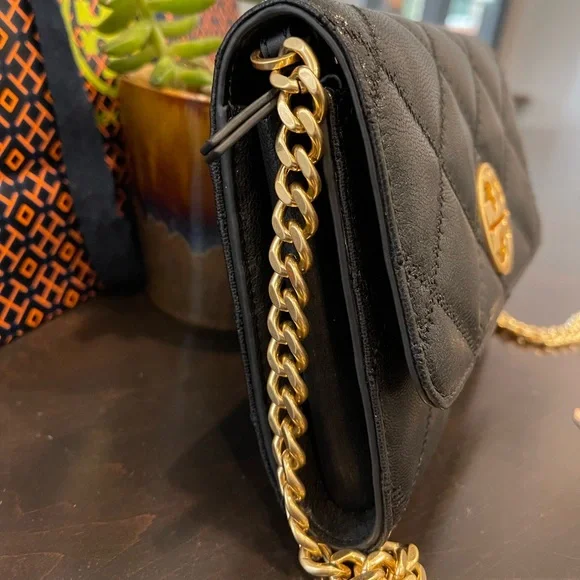 ‼️SOLD‼️Tory Burch Willa Chain Wallet - Black - Picture 6 of 17